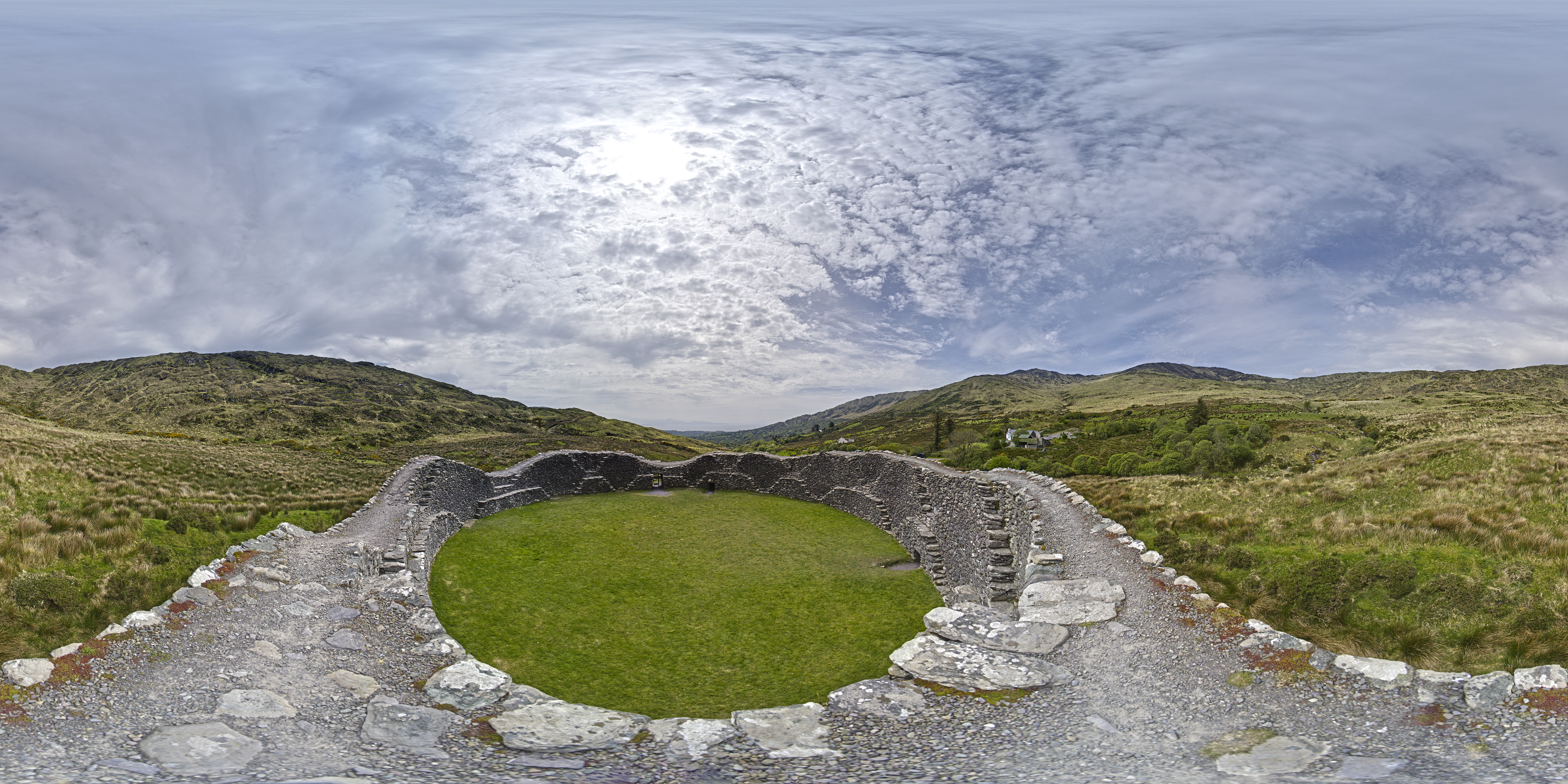 Staigue Stone Fort ist ...